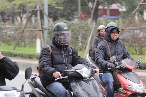 Hà Nội lạnh cắt da cắt thịt, những khung hình ghi lúc 4h sáng